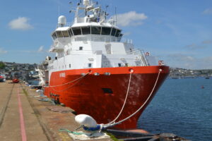 2Elevate Offshore NG Worker 300x200 - Elevate Offhevate Offshore Vessel Visit to NG Worker