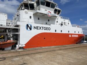 6Elevate Offshore NG Worker 300x225 - Elevate Offhevate Offshore Vessel Visit to NG Worker