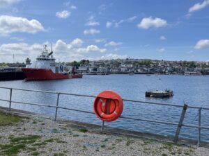 8Elevate Offshore NG Worker 300x225 - Elevate Offhevate Offshore Vessel Visit to NG Worker
