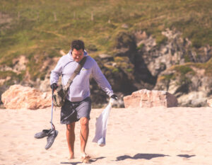 DF1A2903 300x233 - Beach Clean-Up Dedicated to World Ocean Day