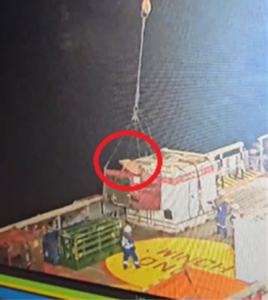 Safety flash cargo collision 1 2 268x300 - SAFETY FLASH: CARGO COLLISION DURING BACKLOADING OPERATION